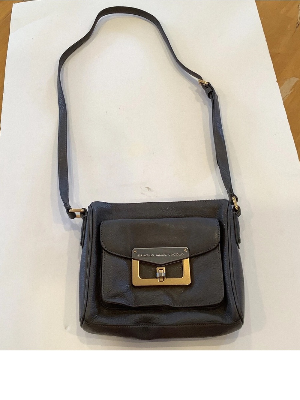 Marc by Marc Jacobs Bianca Grey Crossbody Purse Adjustable Strap Shoulder Bag